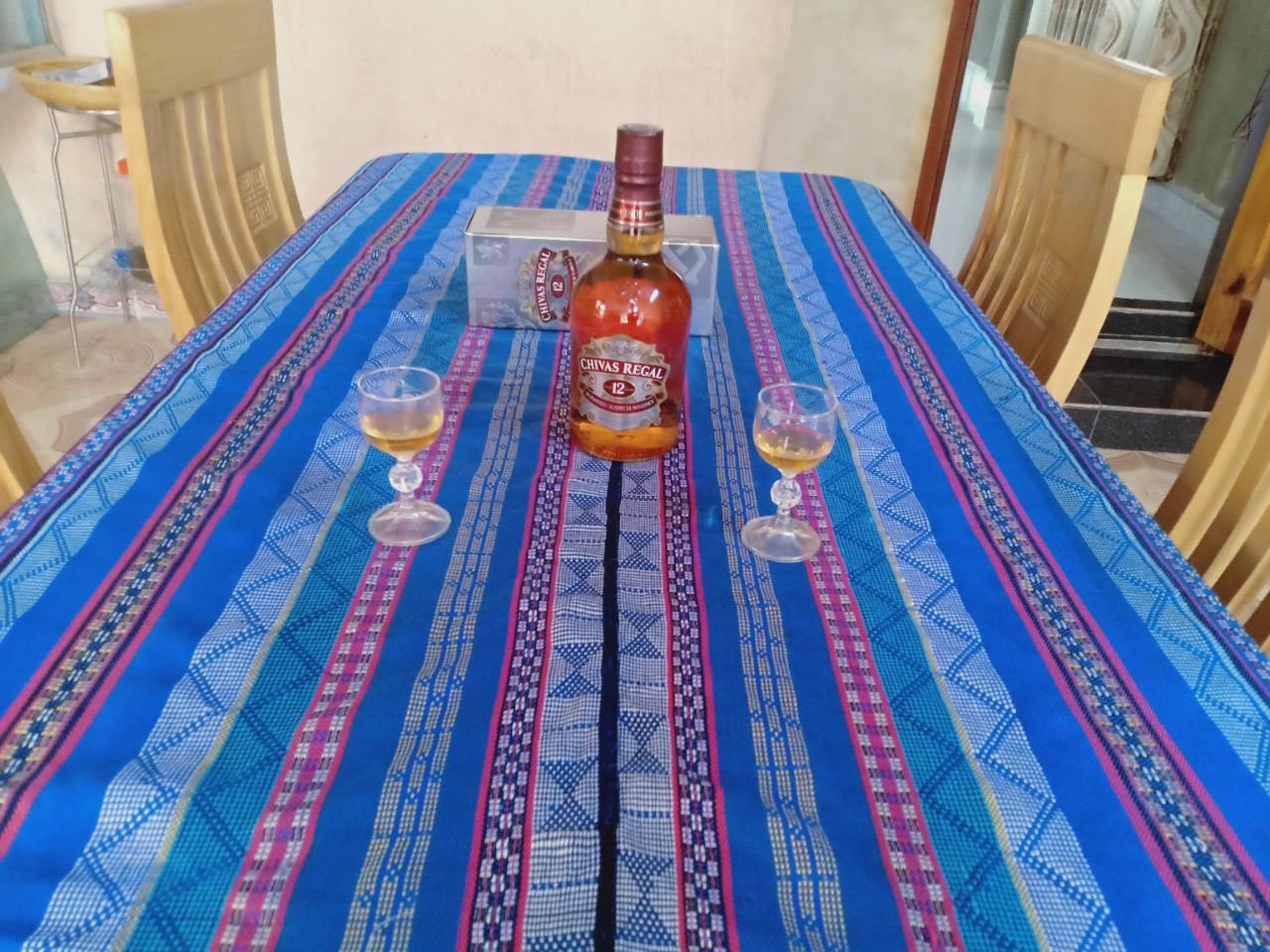 Ảnh của Khăn trải bàn thổ cẩm