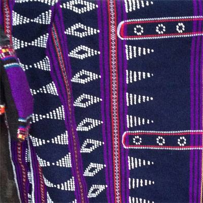 Ảnh của Vải thổ cẩm Dzèng A Lưới, Huế (80cm x 3m)