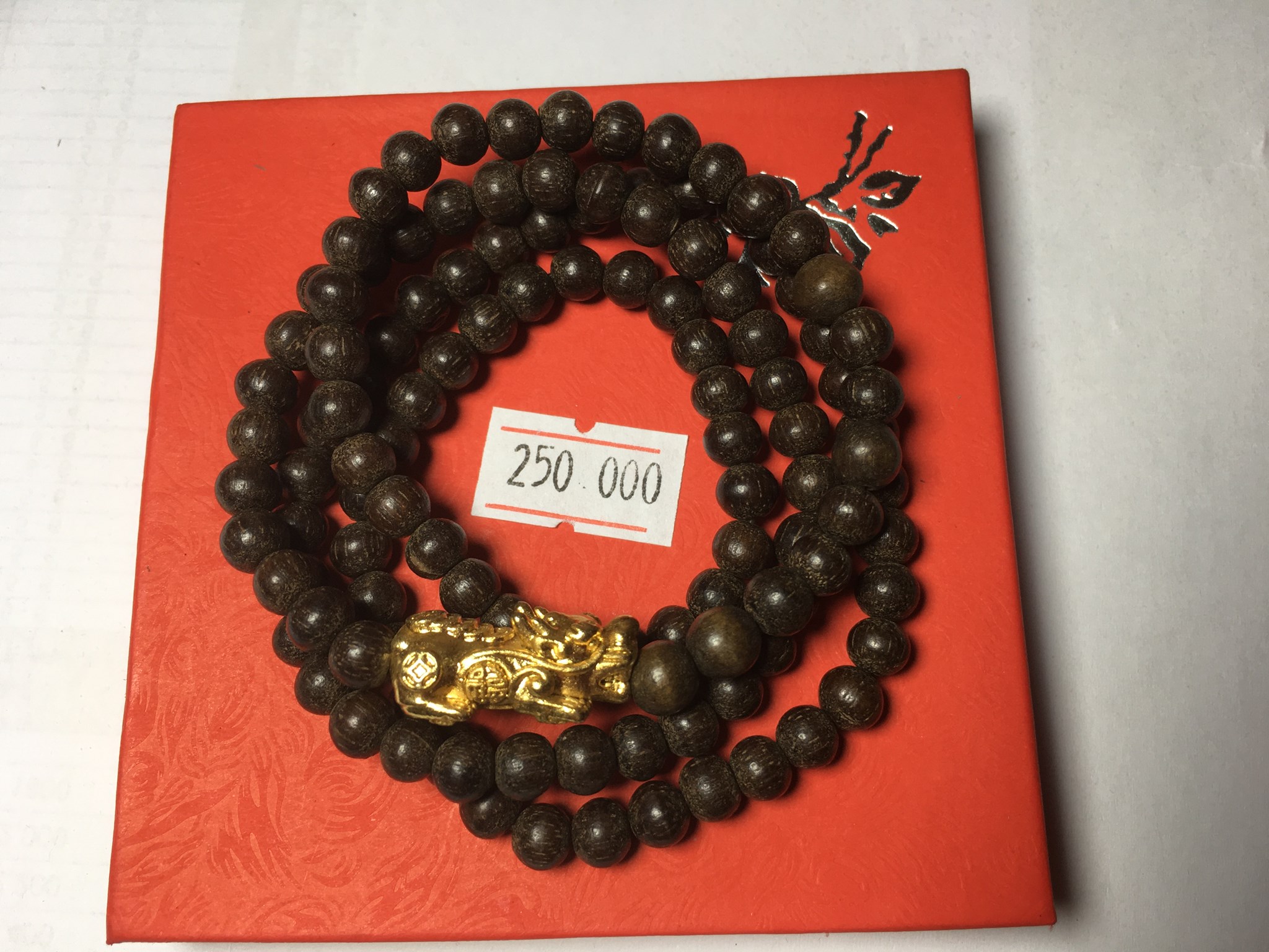 Ảnh của Dây đeo tay nữ 108 hạt đính tì hưu