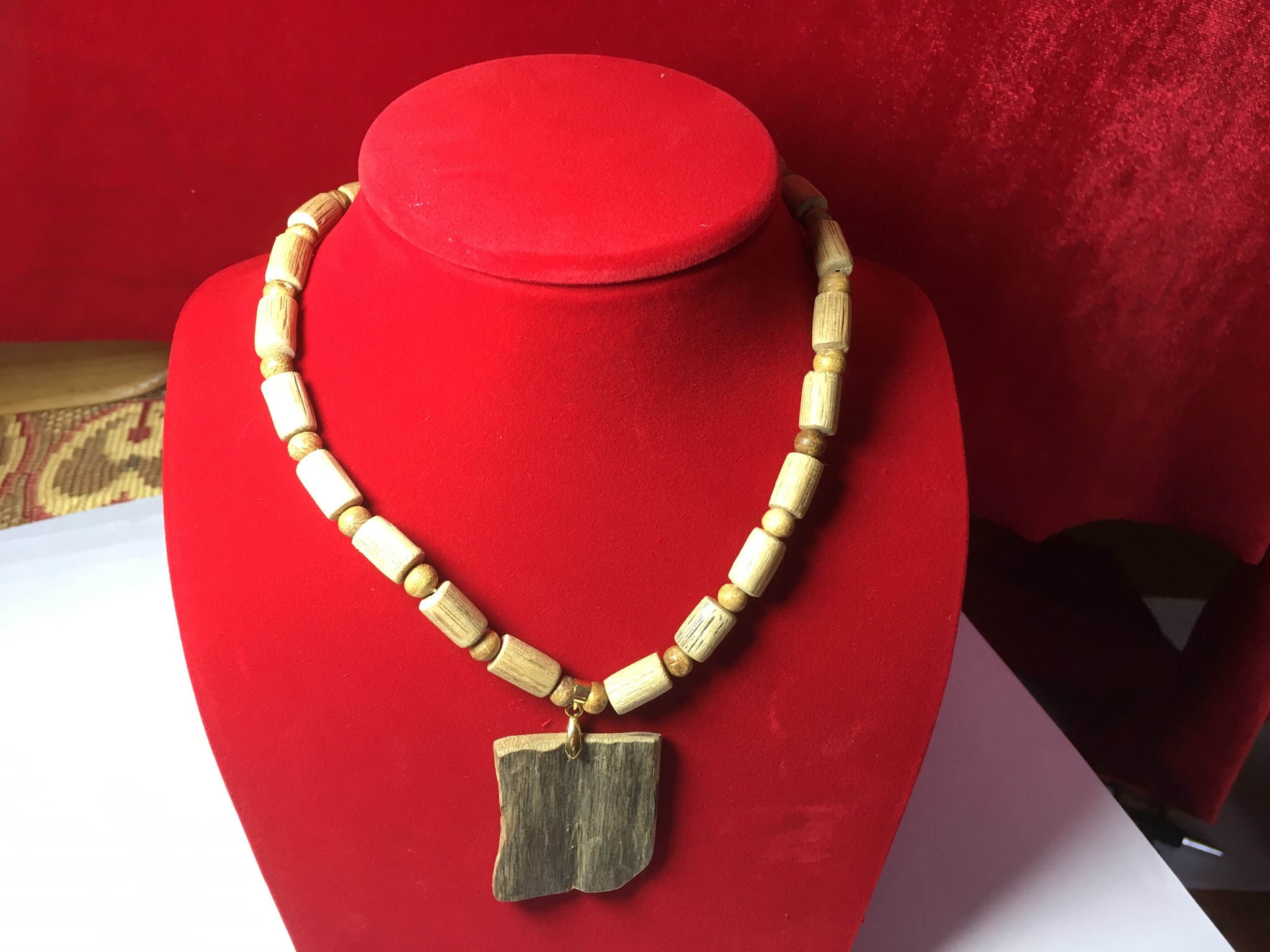 Picture of Dây cổ nữ khúc vàng tự nhiên